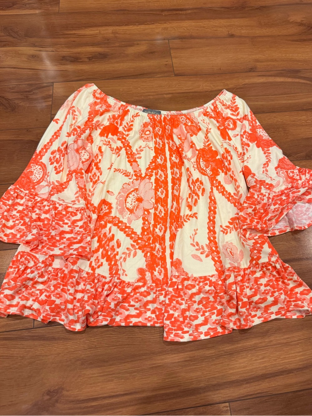 Women’s wide neck/Off-Shoulder Floral Top in Orange and Cream